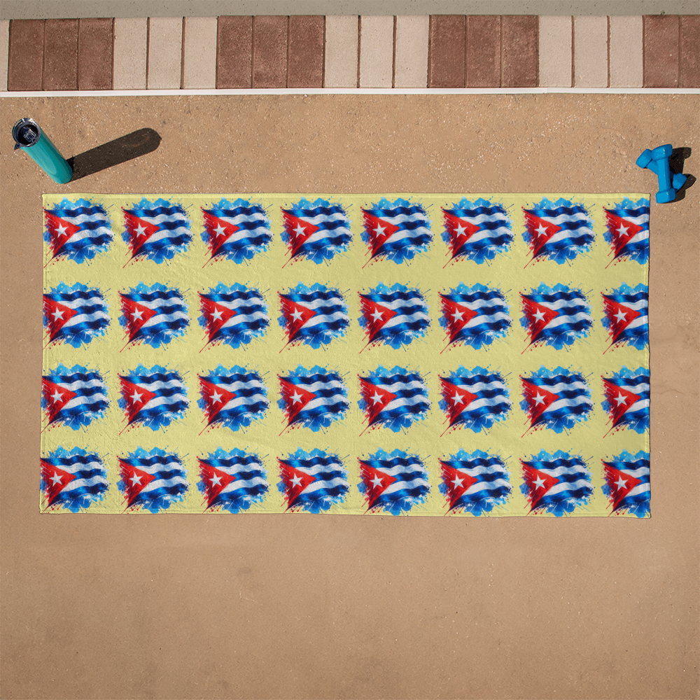Beach Towel, Toalla de Playa Grande – Diseñada con Banderitas Cubanas