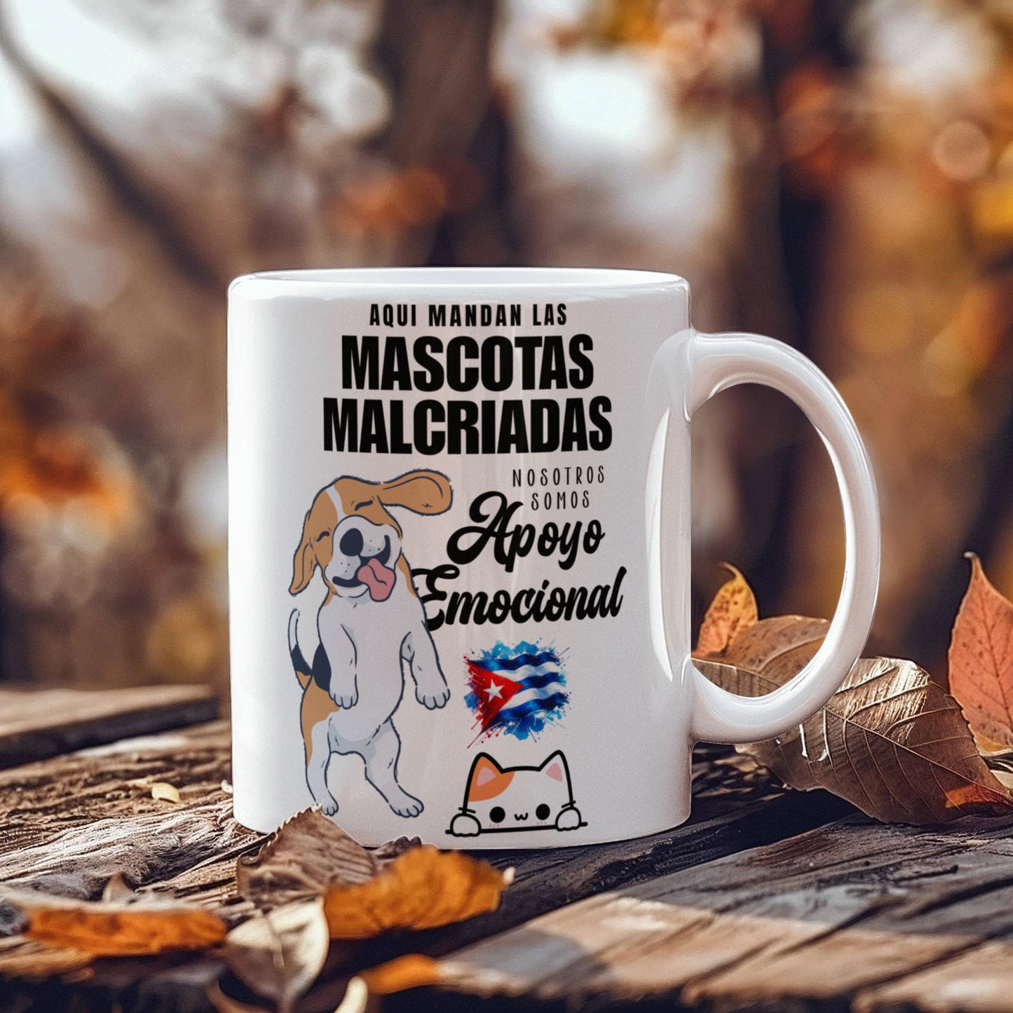 Taza de Cerámica Personalizada – Aquí Mandan las Mascotas Malcriadas