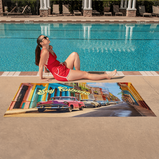 Beach Towel, Toalla de Playa Grande – Carros Clásicos, Habana Vieja, Soy Cubano